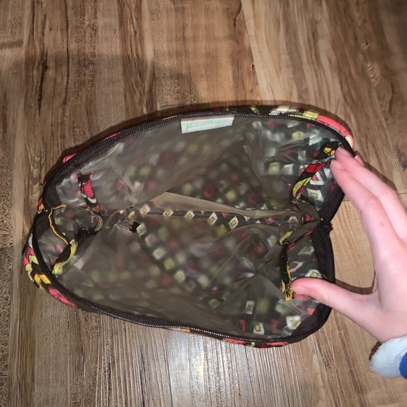 Vera Bradley cosmetic case - Picture 2 of 2